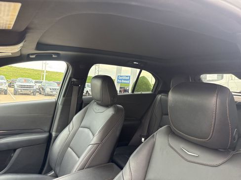Used 2023 Cadillac XT4 Sport FWD image 12
