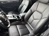Certified 2024 Porsche Macan image 5