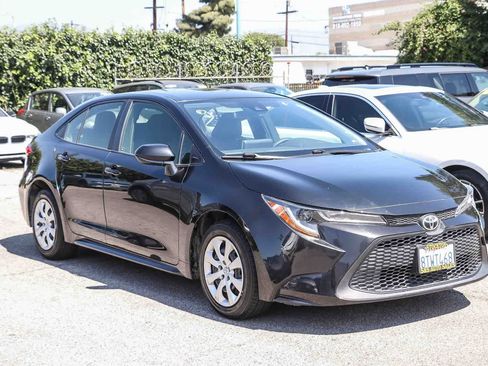 Used 2021 Toyota Corolla LE w/ Carpet Mat Package (TMS) image 5