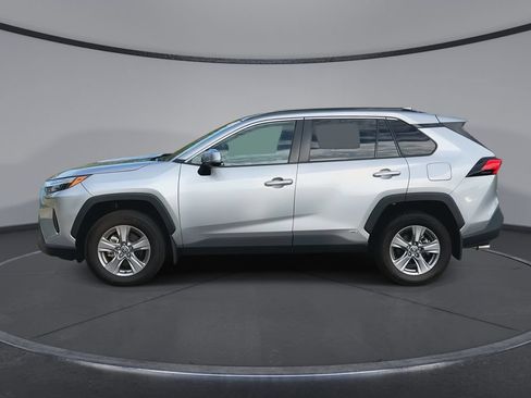 Used 2024 Toyota RAV4 XLE w/ Convenience Package AWD/4WD image 5