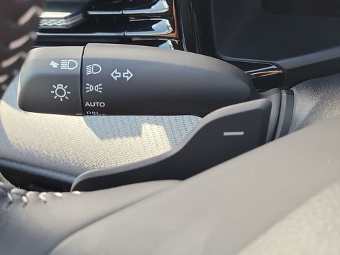 New 2026 Toyota Camry SE w/ Convenience Package FWD image 11