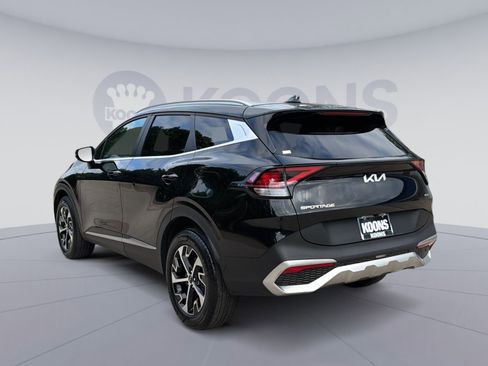 Used 2023 Kia Sportage EX AWD/4WD image 4