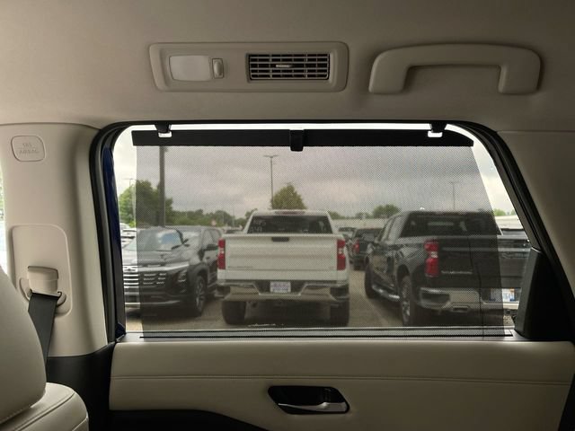Used 2023 Nissan Pathfinder SL AWD/4WD image 40