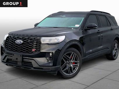 Used 2025 Ford Explorer ST