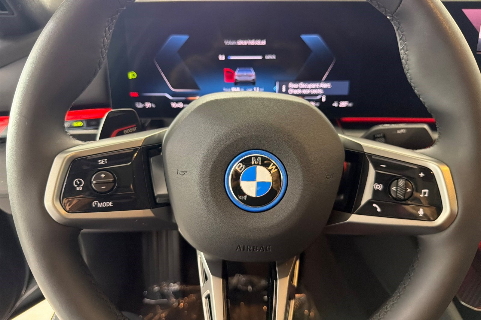 Used 2026 BMW i5 eDrive40 w/ M Sport Package RWD image 11