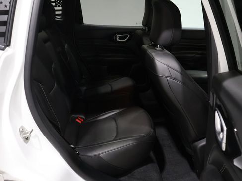 Used 2024 Jeep Compass Limited w/ High Altitude Package image 20