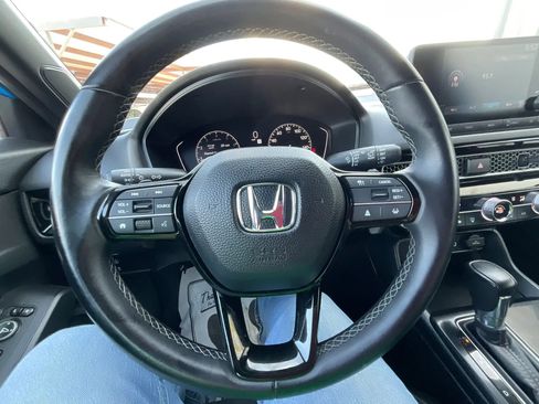 Used 2023 Honda Civic Sport image 29