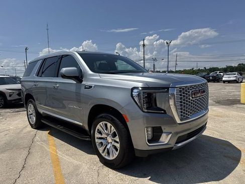 Used 2024 GMC Yukon Denali RWD image 5