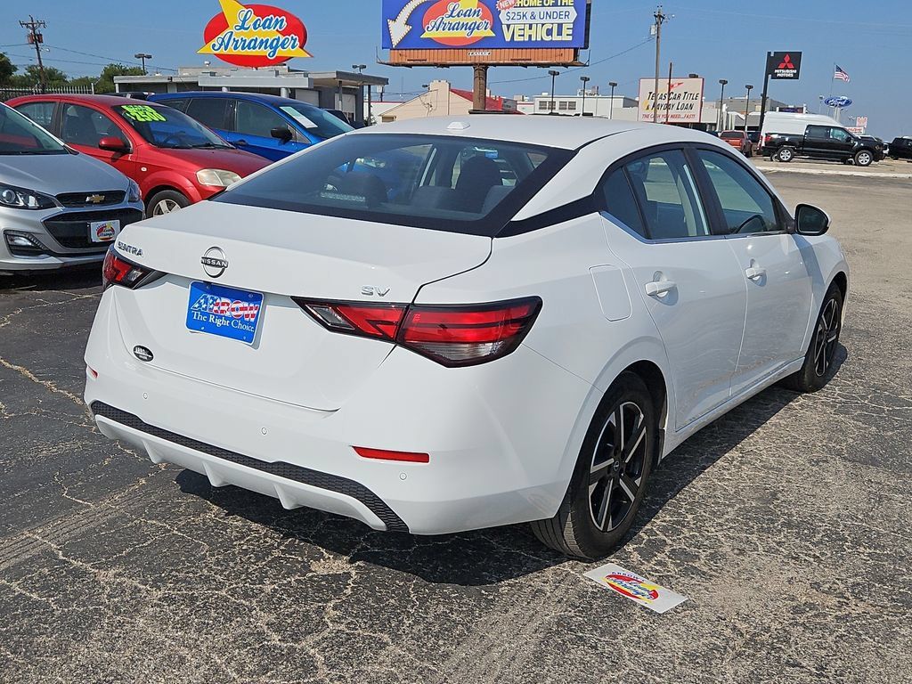 Used 2024 Nissan Sentra SV FWD image 10