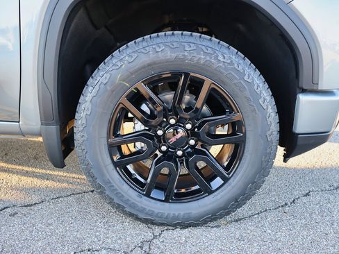 New 2026 GMC Sierra 1500 Elevation image 28