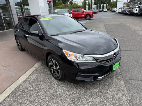 Used 2016 Honda Accord LX image 8
