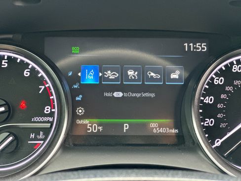 Used 2023 Toyota Camry SE image 24