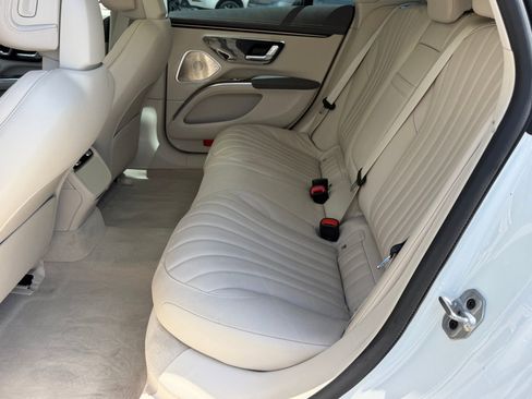 Used 2022 Mercedes-Benz EQS 450+ Sedan image 42