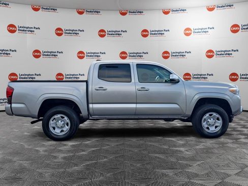 Used 2023 Toyota Tacoma SR AWD/4WD image 8