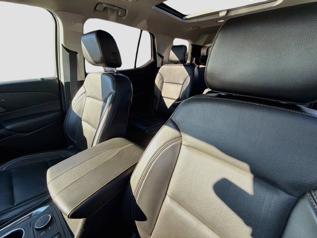 Used 2018 Chevrolet Traverse Premier w/ Redline Edition AWD/4WD image 11
