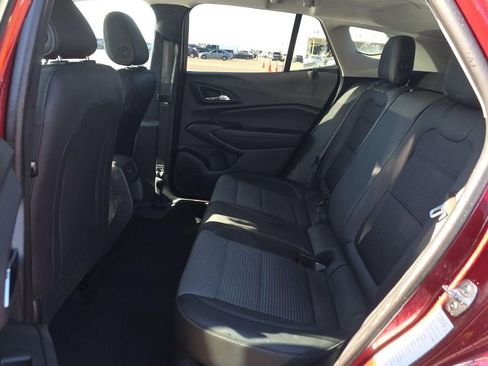 Used 2024 Chevrolet Trax LT image 6