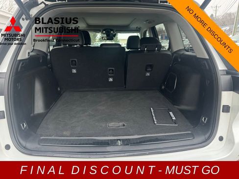 Used 2023 Jeep Grand Cherokee 4WD 4xe image 12