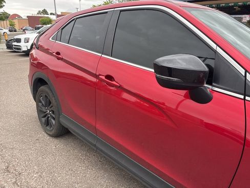 Used 2023 Mitsubishi Eclipse Cross LE AWD/4WD image 6
