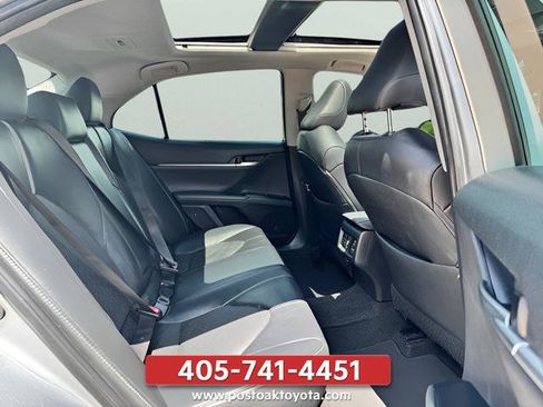 Used 2019 Toyota Camry XSE FWD image 27