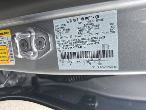 New 2026 Lincoln Nautilus Reserve AWD/4WD image 35