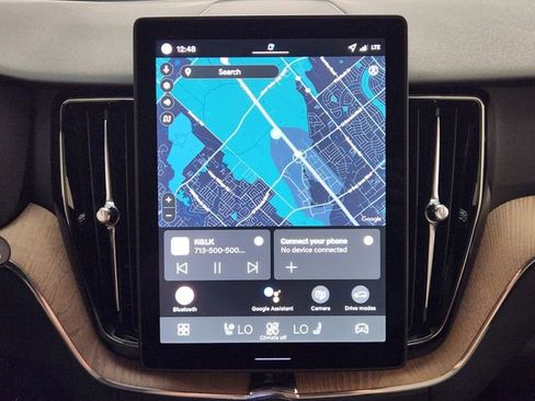 New 2026 Volvo XC60 B5 Core AWD/4WD image 17
