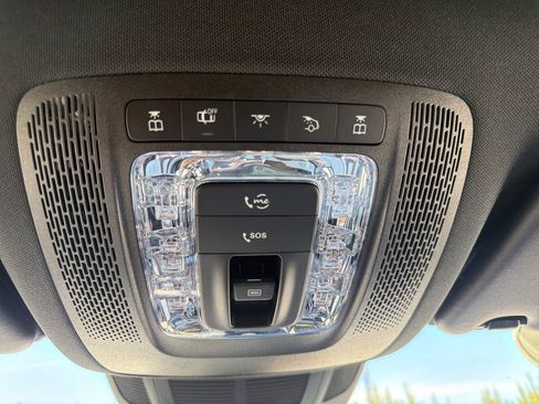 Certified 2025 Mercedes-Benz GLE 450 4MATIC image 26