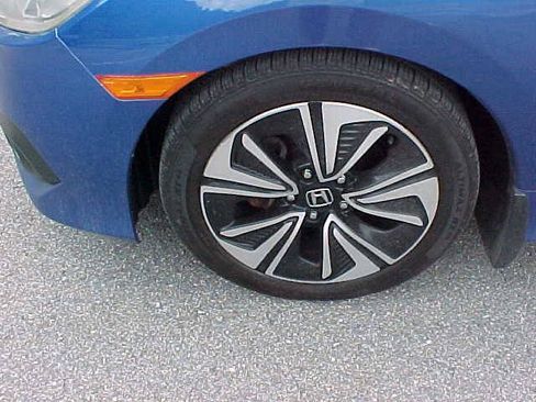 Used 2017 Honda Civic EX-T image 10