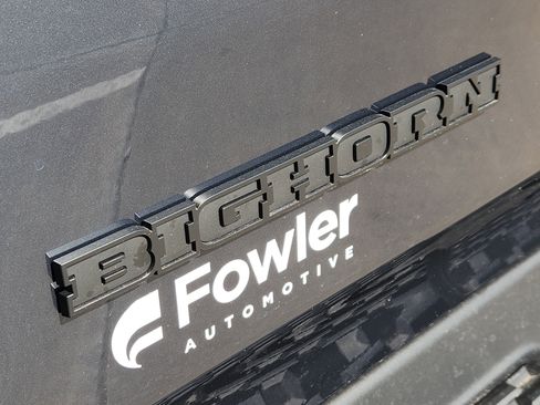 New 2026 RAM 1500 4x4 Crew Cab image 7