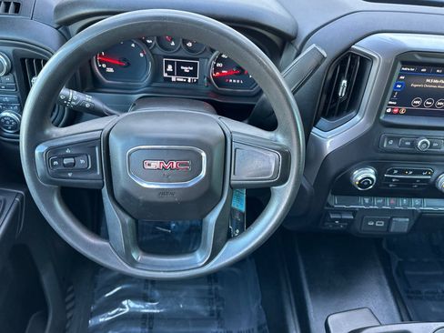 Used 2022 GMC Sierra 3500 Pro w/ Convenience Package image 15