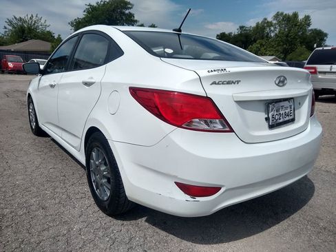 Used 2016 Hyundai Accent SE image 2