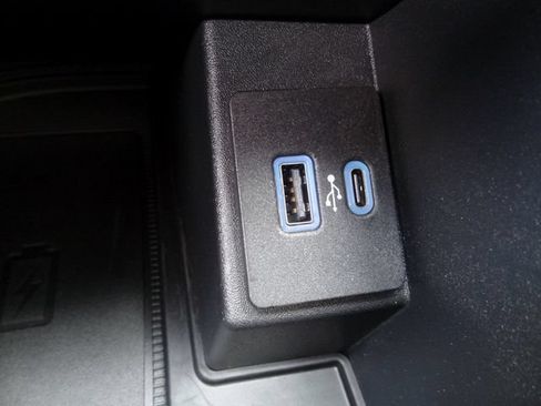 Certified 2024 Ford Edge ST w/ Equipment Group 401A AWD/4WD image 45