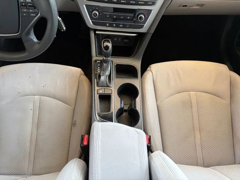 Used 2016 Hyundai Sonata SE FWD image 19
