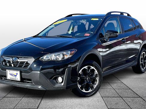 Used 2023 Subaru Crosstrek 2.0i Premium image 12