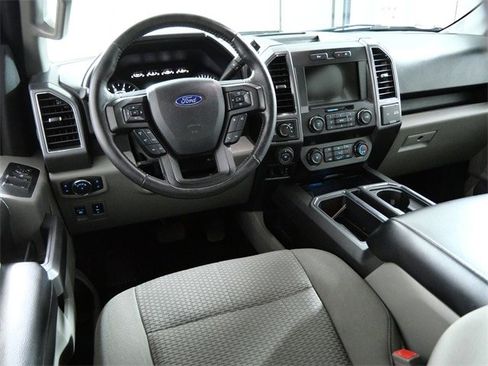 Certified 2019 Ford F150 XLT w/ Equipment Group 302A Luxury image 4