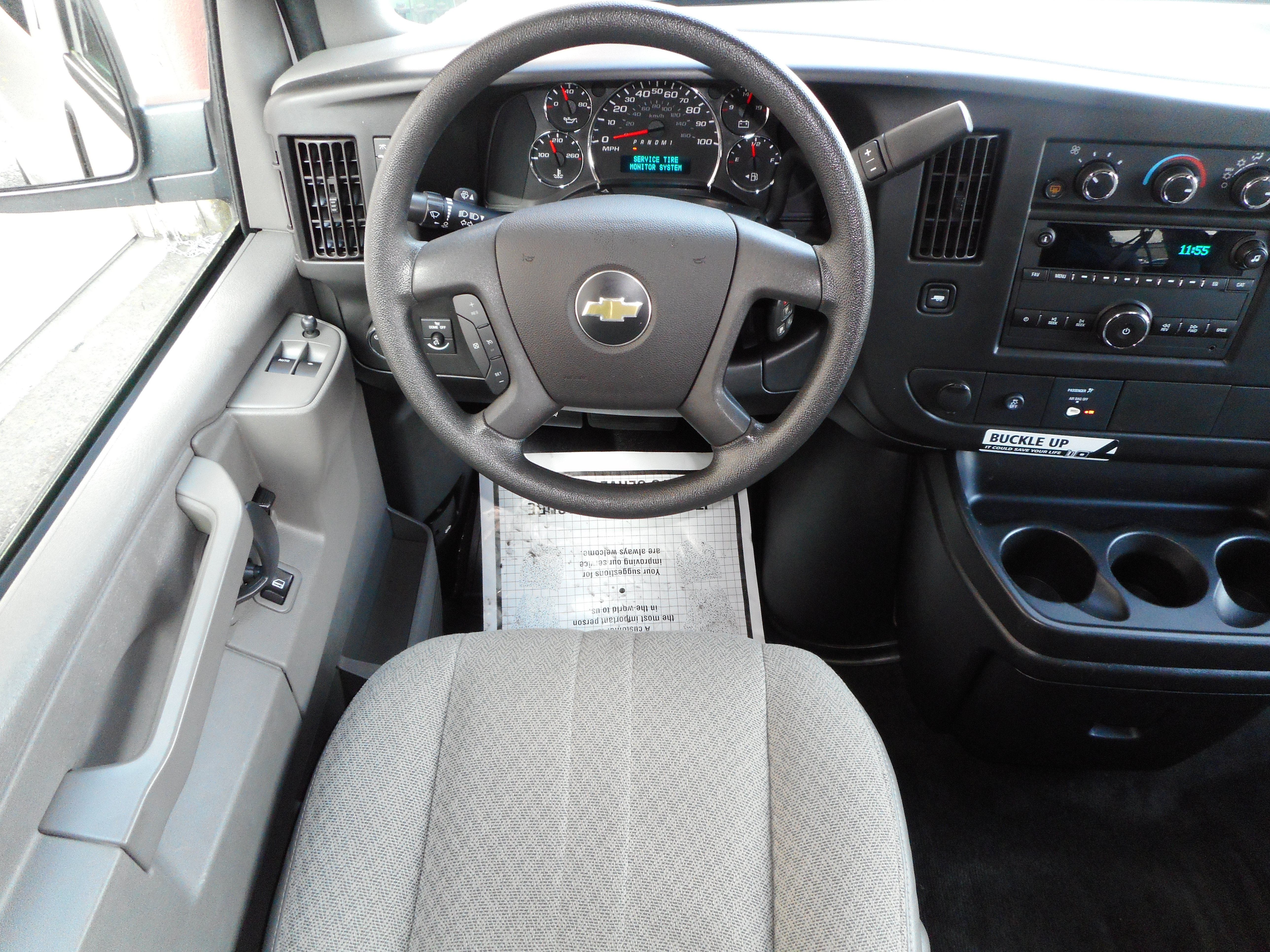 Used 2017 Chevrolet Express 3500 LT w/ LT Preferred Equipment Group RWD image 24