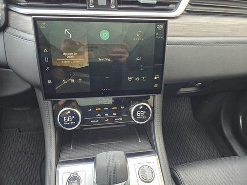 Used 2023 Jaguar F-PACE S image 52