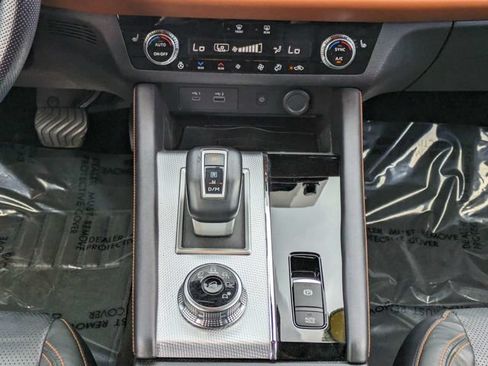 Used 2022 Mitsubishi Outlander SEL FWD image 19