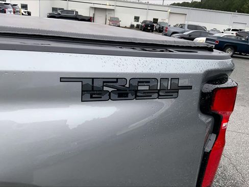 Used 2025 Chevrolet Silverado 2500 LT w/ Trail Boss Package AWD/4WD image 30