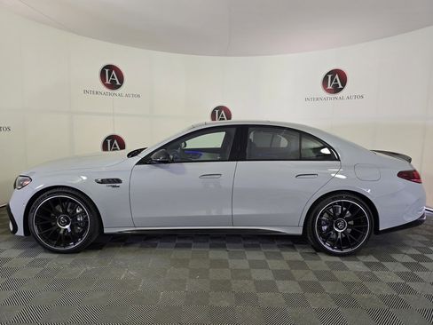 New 2026 Mercedes-Benz E 53 AMG e 4MATIC Sedan image 6