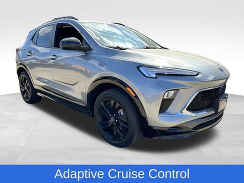 Used 2024 Buick Encore GX Sport Touring w/ Advanced Technology Package FWD image 6