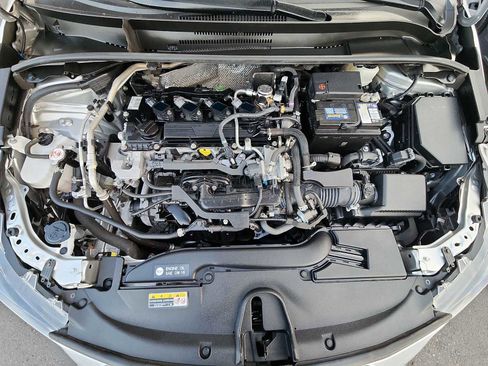 Used 2023 Toyota Corolla LE image 12