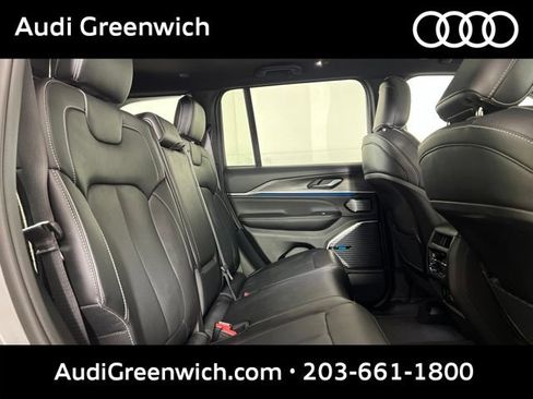 Used 2024 Jeep Grand Cherokee Overland w/ Trailer Tow Package AWD/4WD image 16