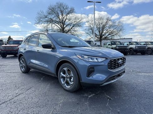 New 2025 Ford Escape ST-Line w/ Equipment Group 301A image 2