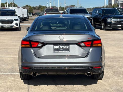 Used 2024 Nissan Altima 2.5 SR image 5