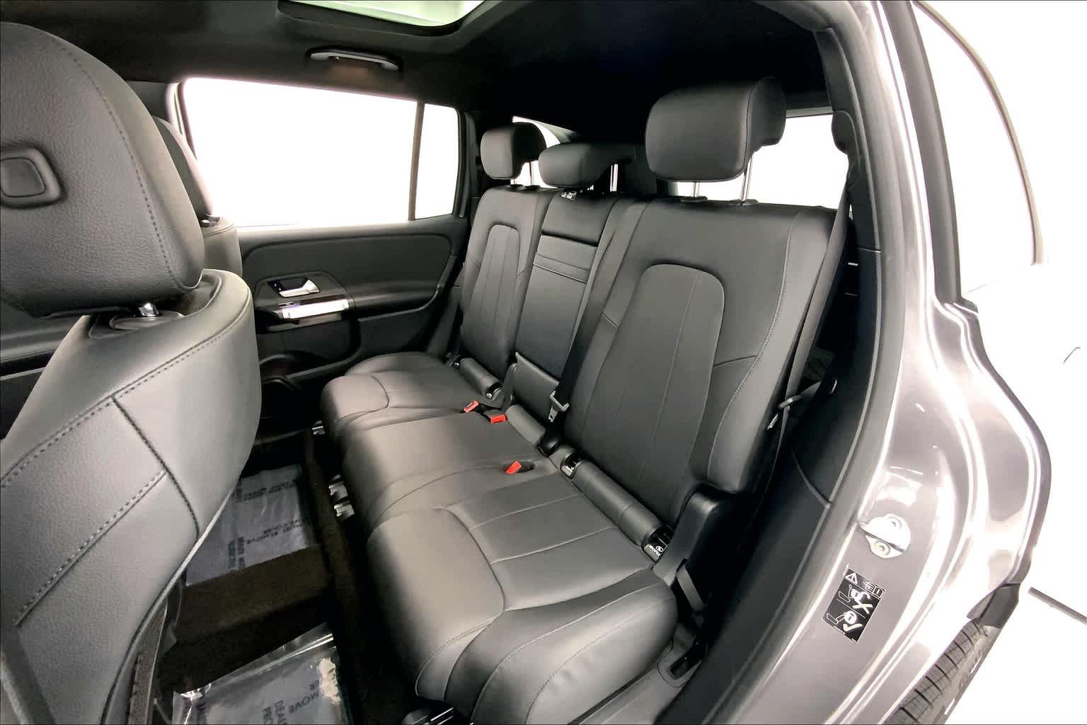 Certified 2023 Mercedes-Benz GLB 250 image 40