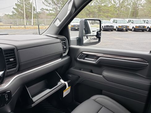 New 2026 Chevrolet Silverado 3500 LTZ w/ Trail Boss Package image 25