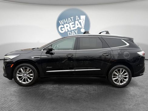 Used 2023 Buick Enclave Avenir AWD/4WD image 7