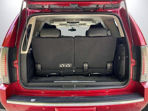 Used 2014 Cadillac Escalade Premium AWD/4WD image 27