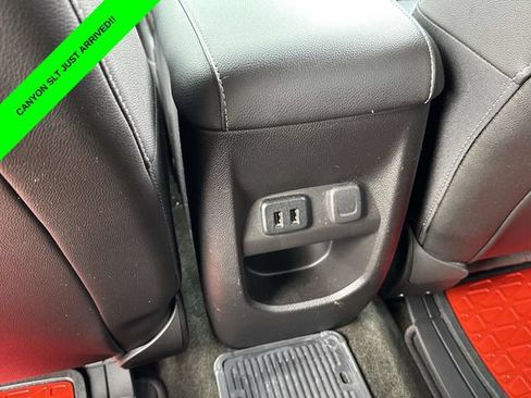 Used 2016 GMC Canyon SLT AWD/4WD image 17