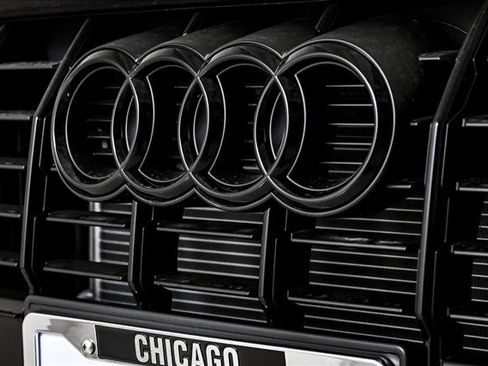 New 2025 Audi Q3 2.0T Premium image 3